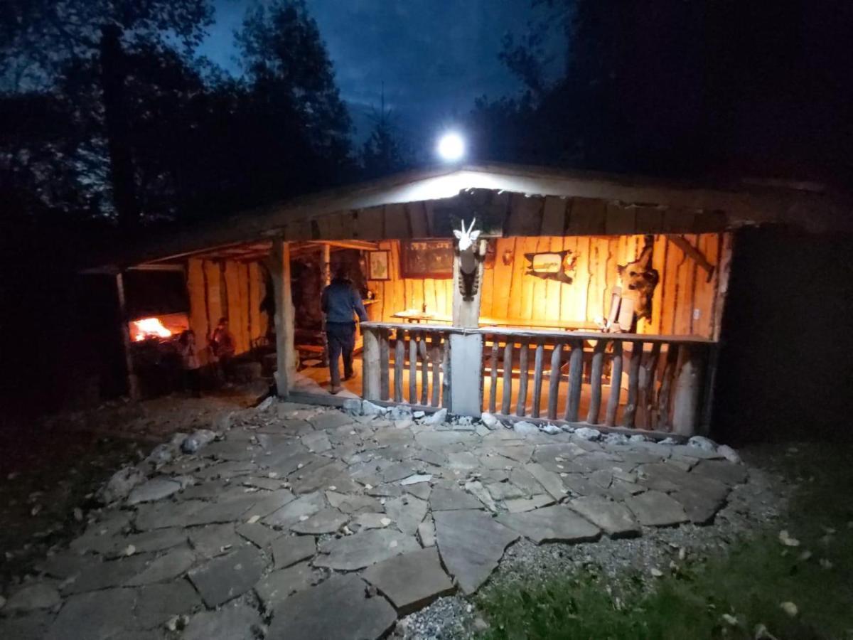 Cabana Vanatorului Rîşnov Ngoại thất bức ảnh